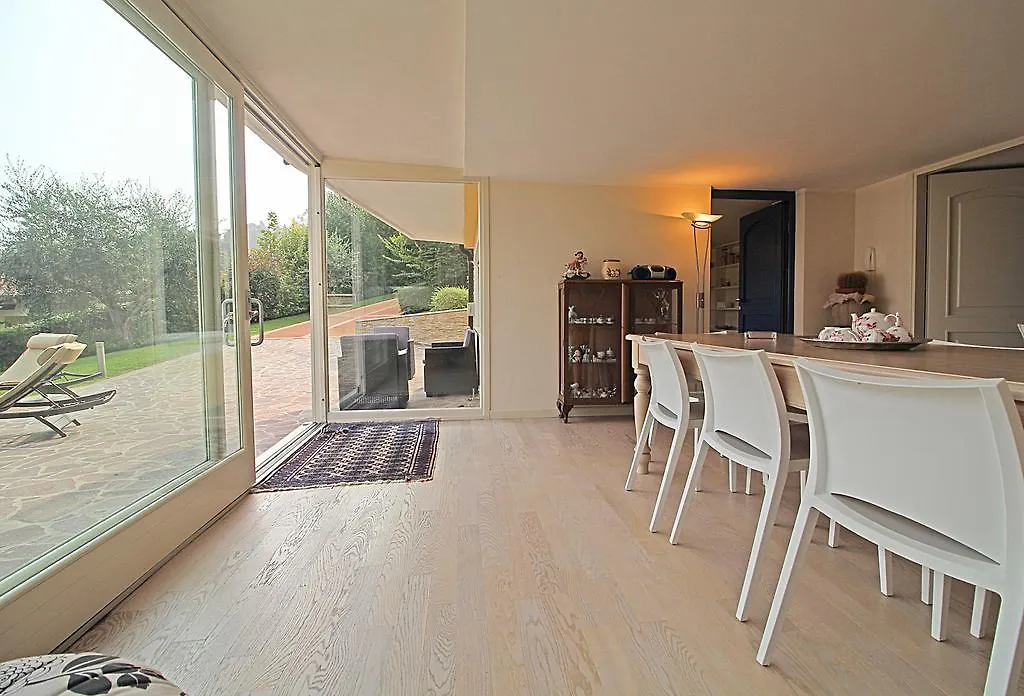 Versine Luxury Apartment Salo Italy
